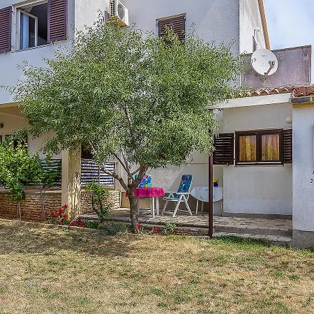 شقة Rina ميدولين